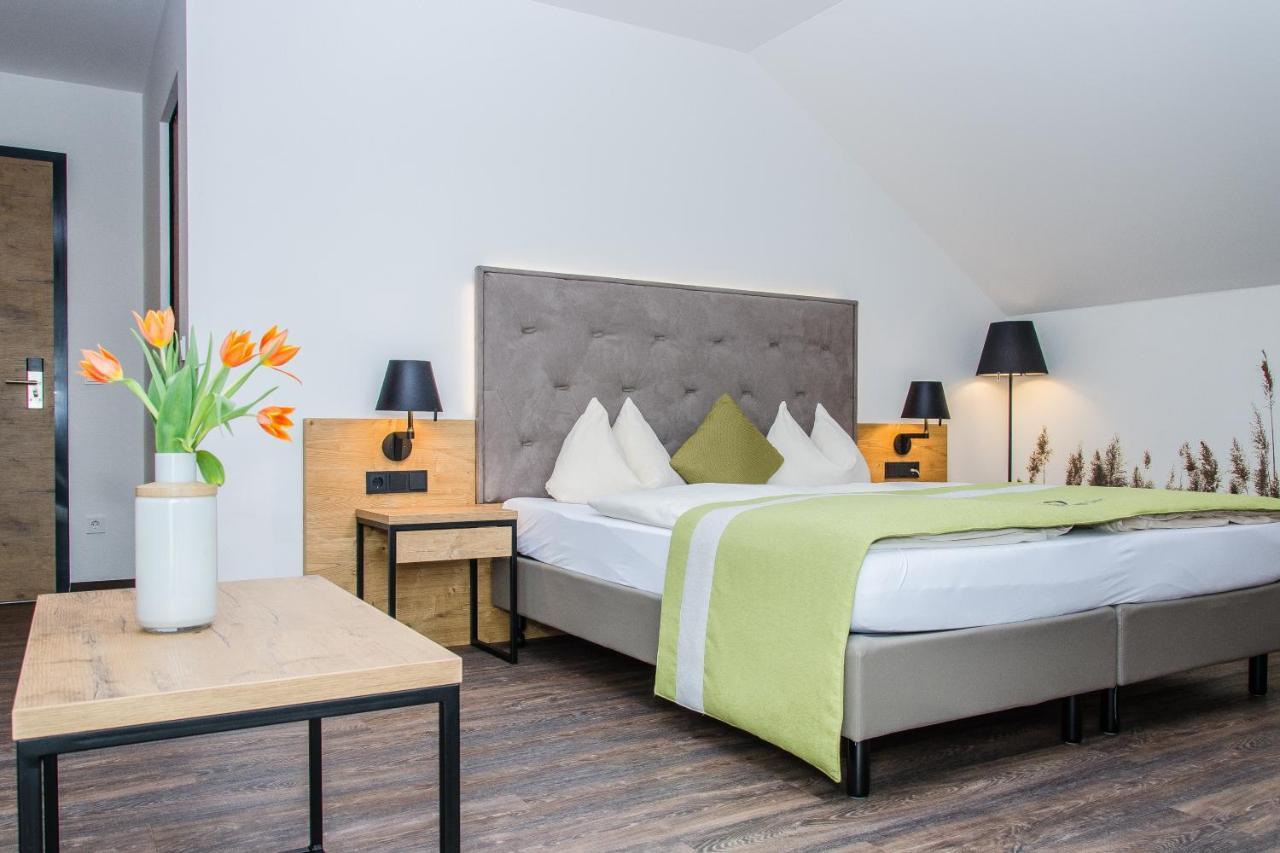 Gasthaus Forster Am See - Eching Bei Landshut Εξωτερικό φωτογραφία